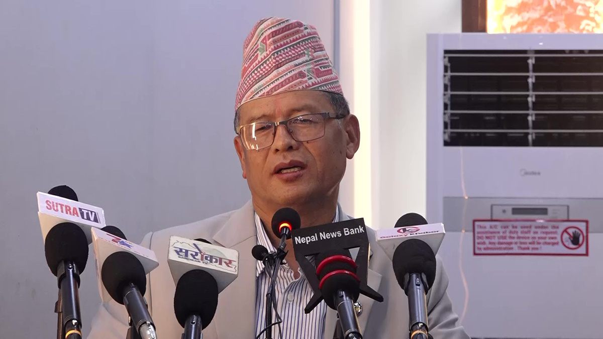 विकासका नाममा राजनीति नगरौँ : मन्त्री गुरुङ